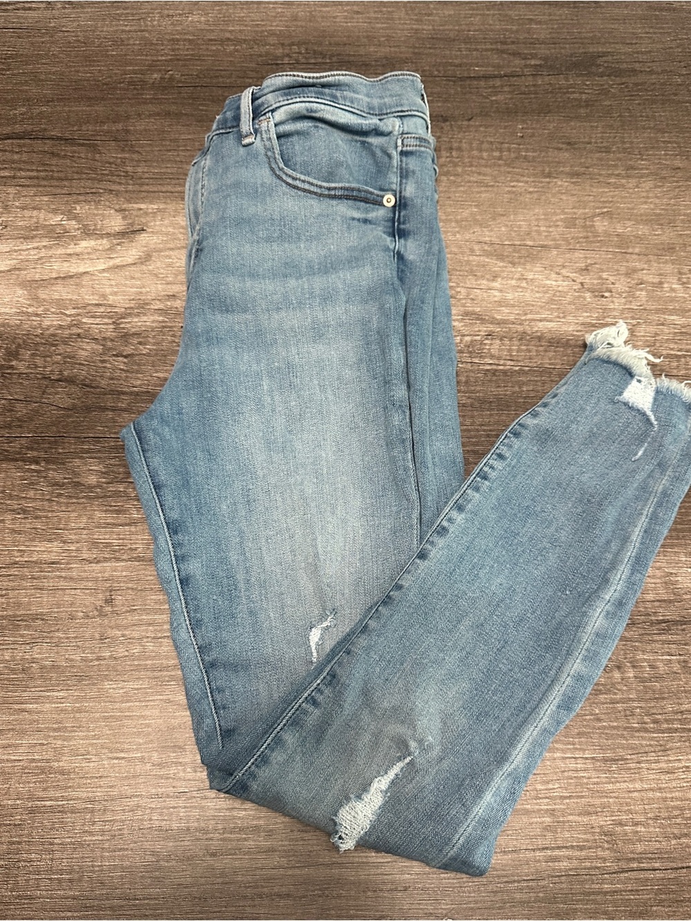 Express blue denim jeans with ripped details size 8R #distressed #denim